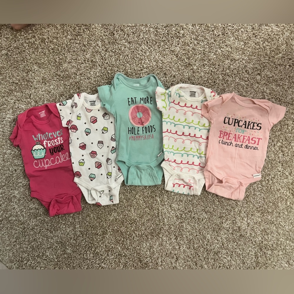 Baby Girl Cupcake & Donut Onesie Set - Pink, Mint, White set of 5 size 0-3m